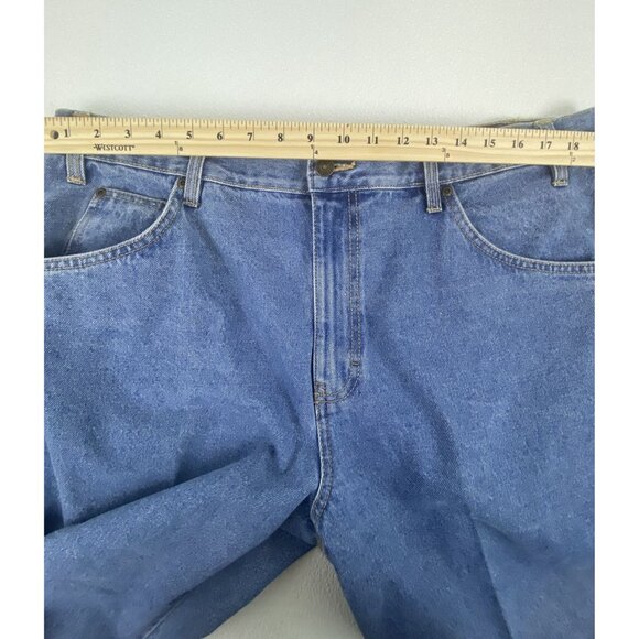 Rivet Supply Co. Classic Medium Wash Blue Jeans Men's Size 38x32 100% Cotton - Picture 8 of 10